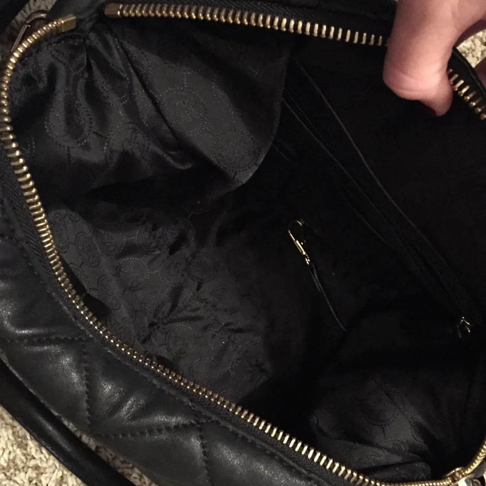 Michael Kors Black Quilted Satchel with Matching Wallet - Picture 2 of 3